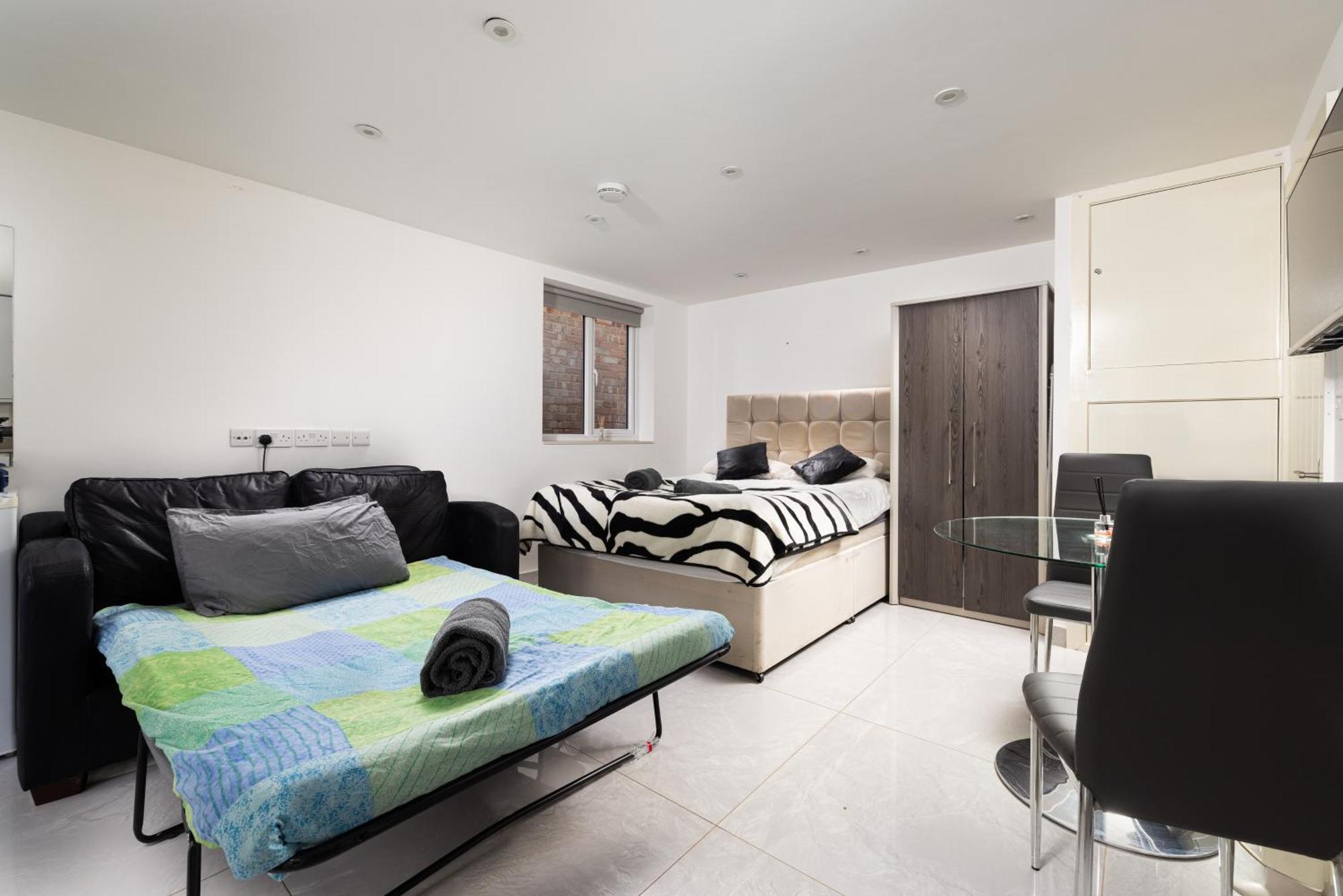 Beautiful Garden Studio Nw4 Hendon Bagian luar foto